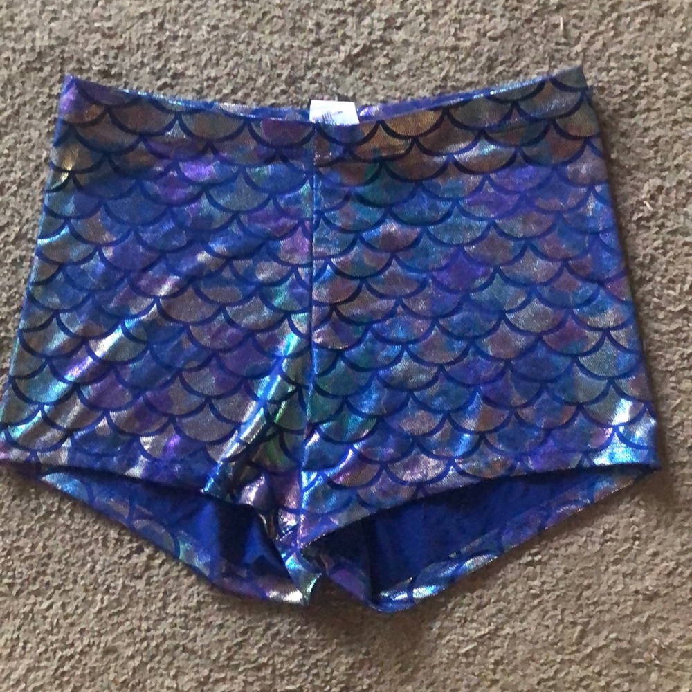 Mermaid booty shorts